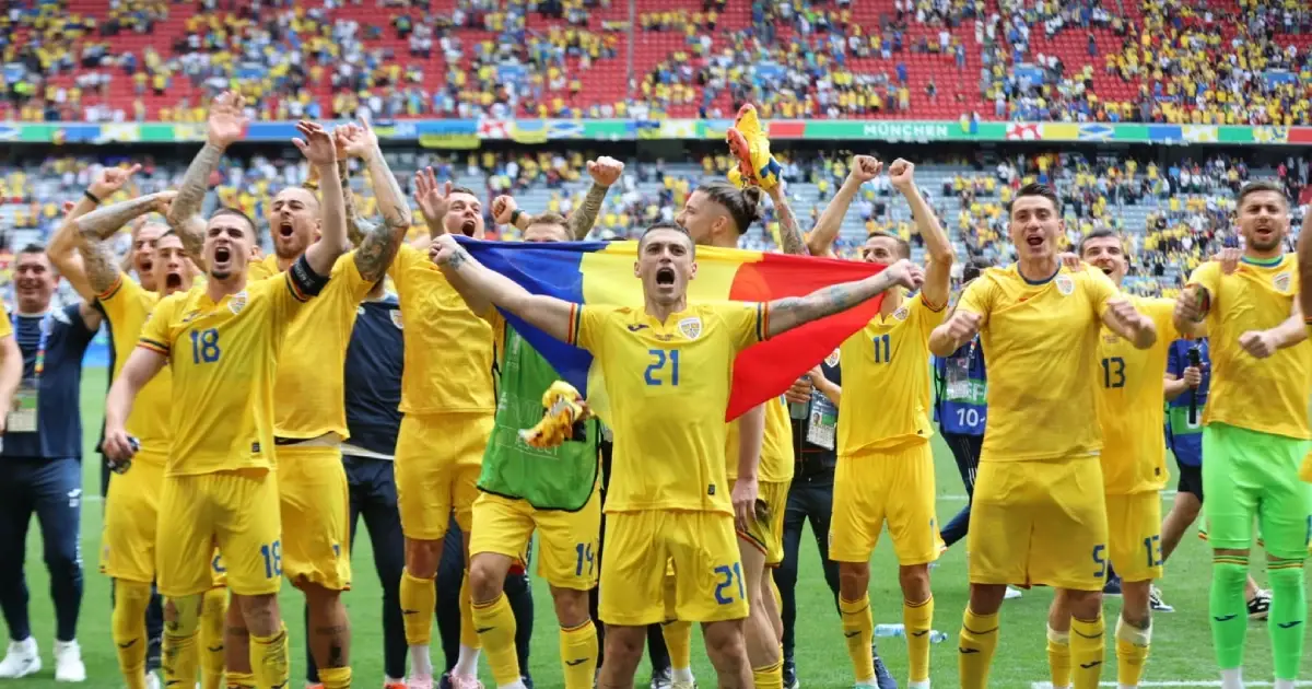 Đội Tuyển Romania: Danh sách các cầu thủ nổi tiếng của tuyển 3 Danh sách đội hình Đội Tuyển Romania hiện tại