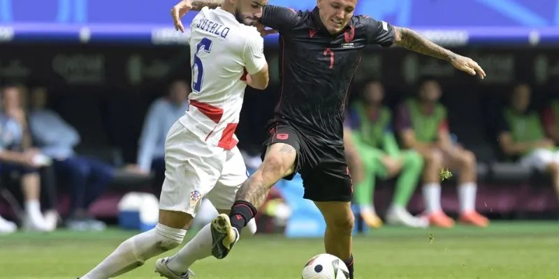 Đội Hình Đội Tuyển Albania 2024: Sức Mạnh Đến Từ Sự Kết Hợp Tài Năng Và Kinh Nghiệm 3 Những pha phản công nhanh của họ được tổ chức chặt chẽ của đội hình đội tuyển Albania 2024